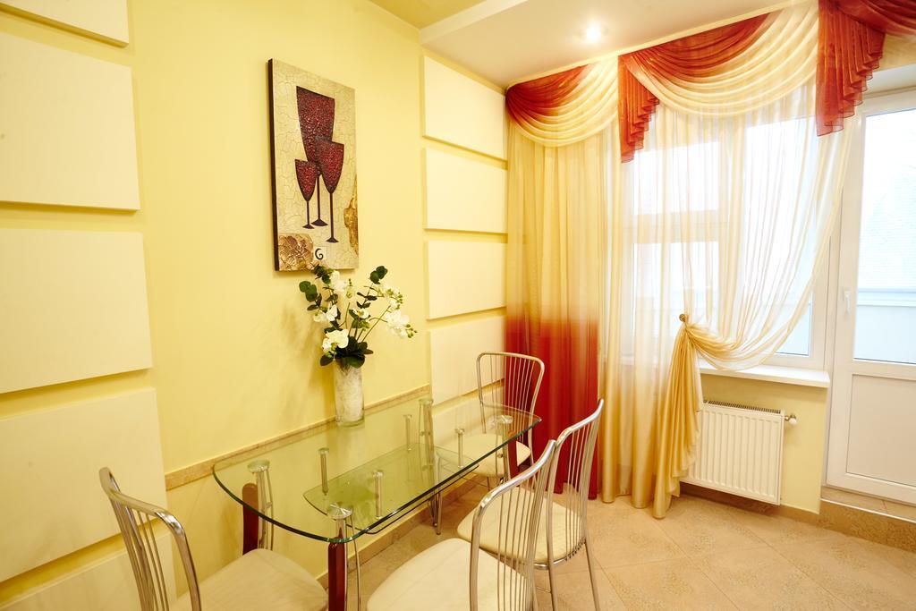 Luxury Apartment In New Building 基希讷乌 外观 照片